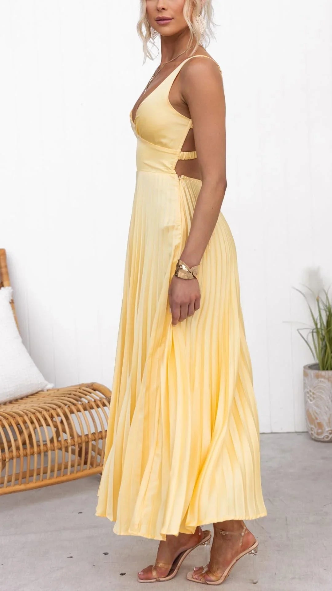 Feathorne Women's Georgina Yellow Maxi Sundress - back view showing details