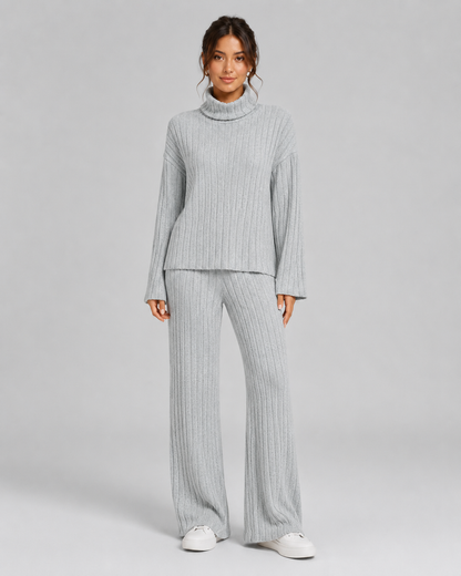Feathorne Women's Juniper Knitted Co-Ord Set - side view