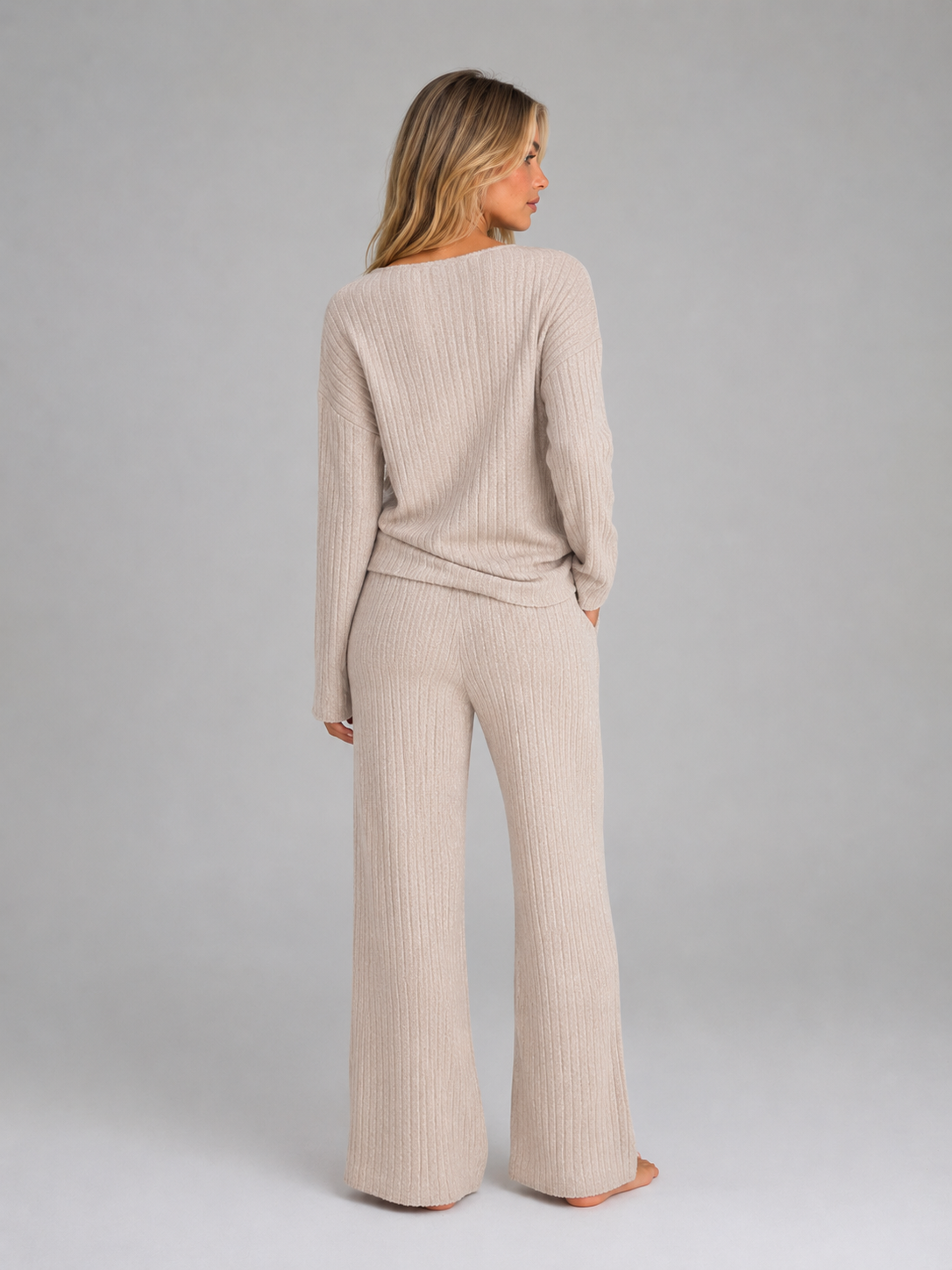 Feathorne Women's Poppy Knitted Lounge Set - full set styled front view