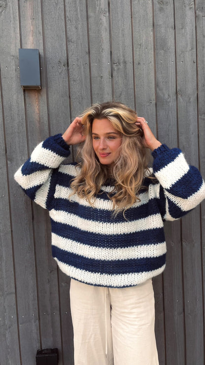 Feathorne Women's Oversized Striped Knit Jumper - view 6
