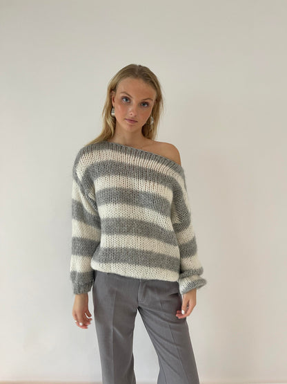 Feathorne Women's Oversized Striped Knit Jumper - view 18