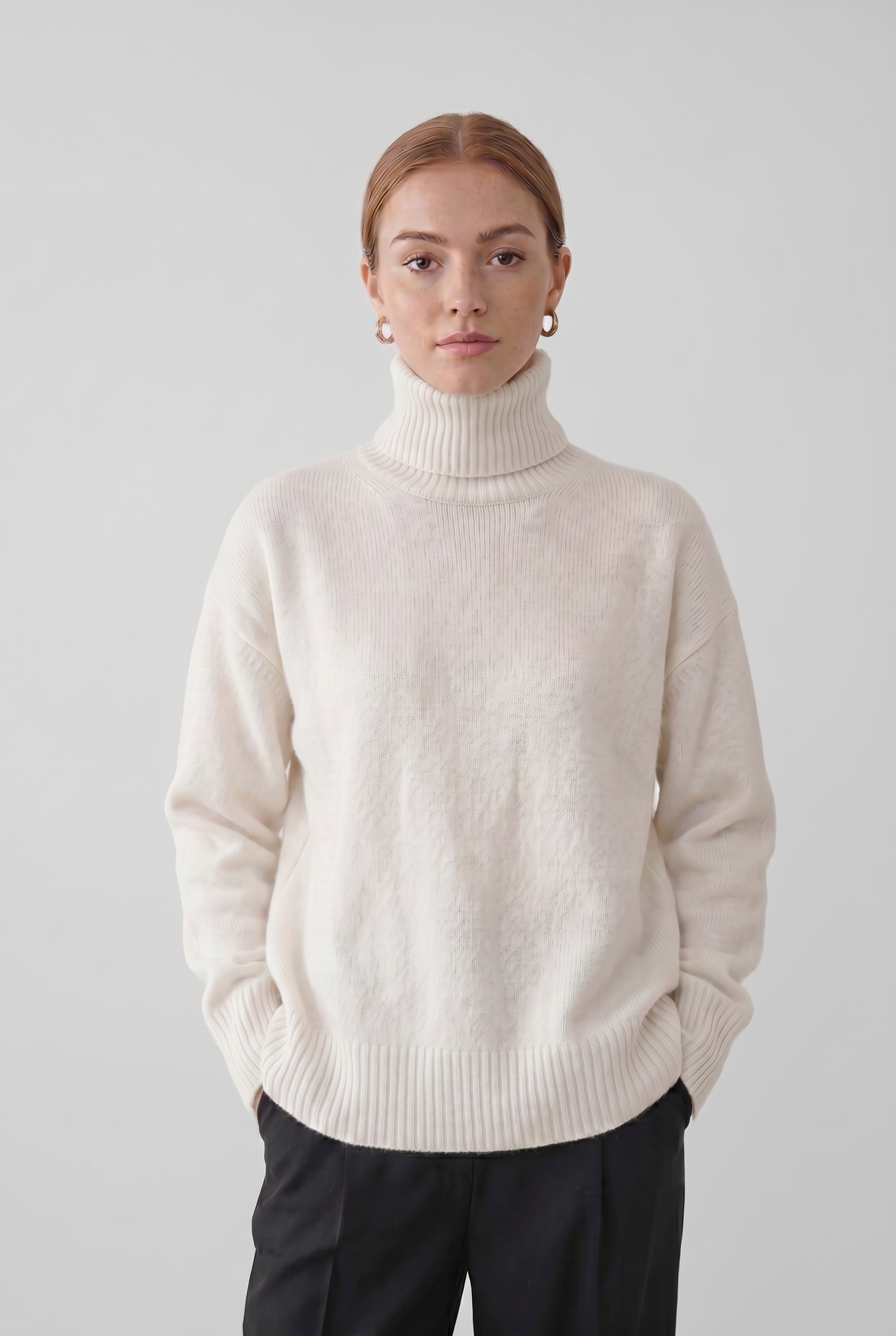 Feathorne Women's Relaxed Cable Knit Turtleneck Jumper - view 8
